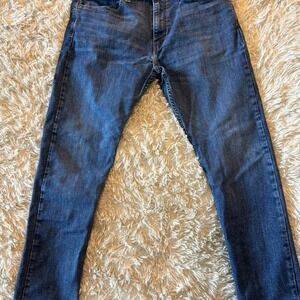Levi's